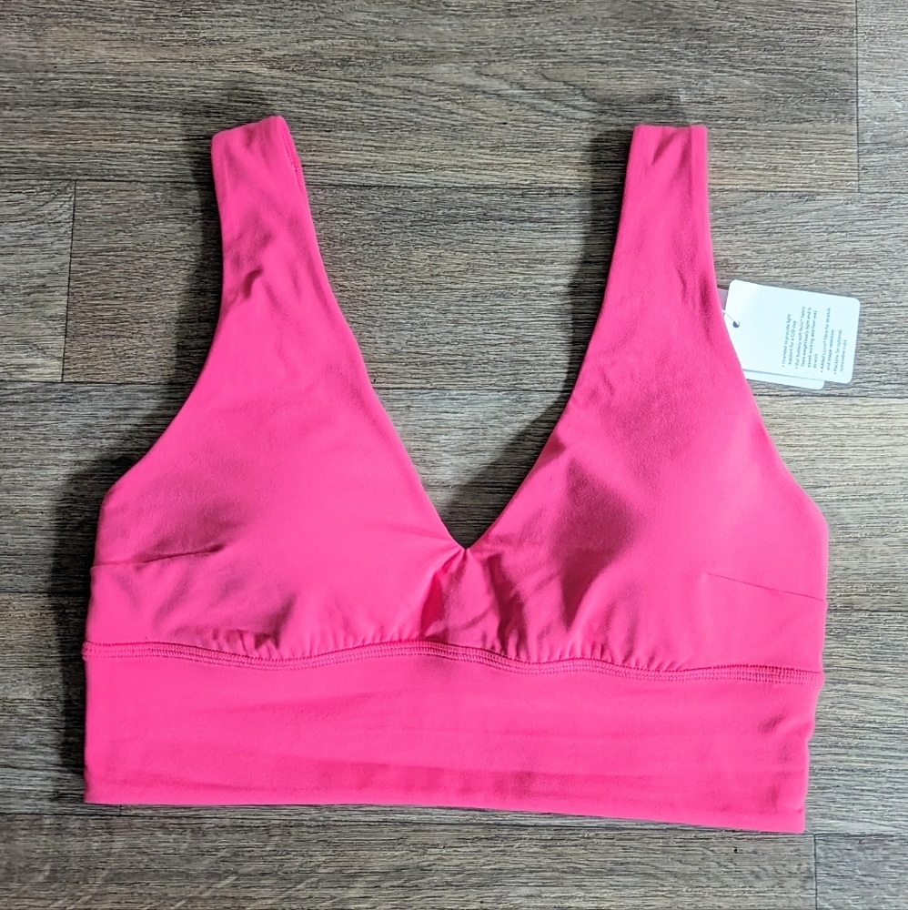 NWT Lululemon Align V-neck Bra Pink C/D Bra Size 8